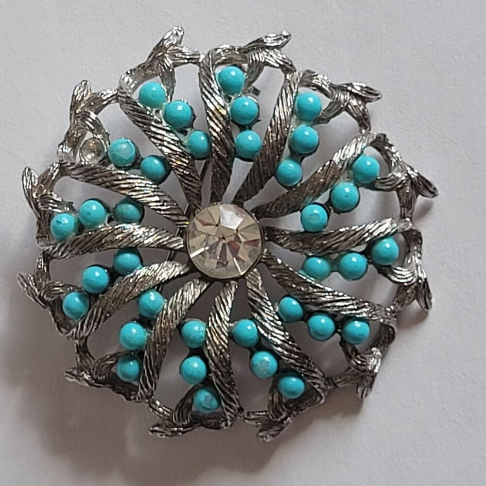 Vintage Silver-Tone Brooch With Turquoise Beads & Rhinestone Center Circular Flo
